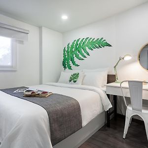 La Regatta Boutique Residences